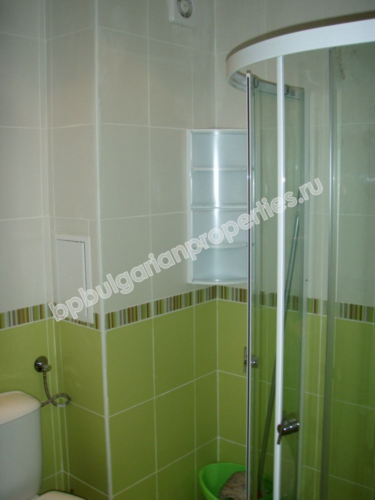 Тристаен апартамент за продажба близо до плажа в курорта Свети Влас