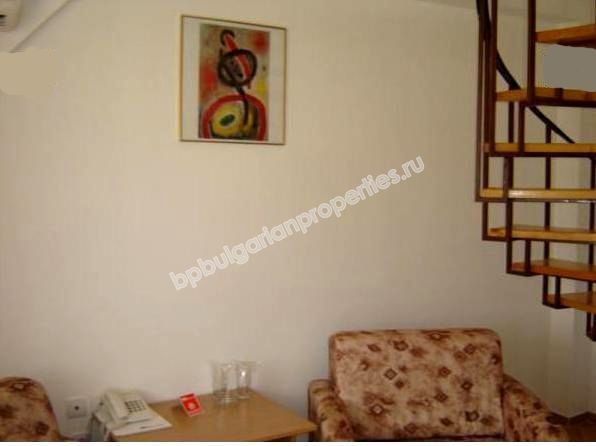 Действащ хотел за продажба близо до плажа в центъра на курорта Слънчев Бряг