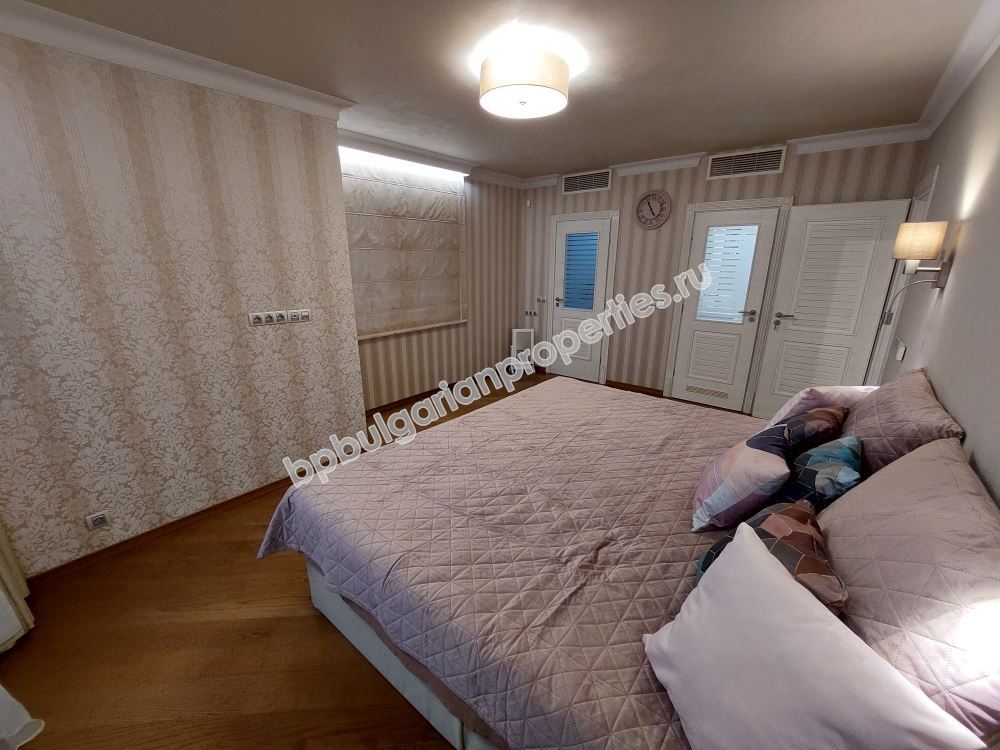 Луксозен имот в затворен комплекс близо до Бургас