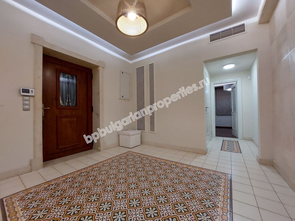 Луксозен имот в затворен комплекс близо до Бургас