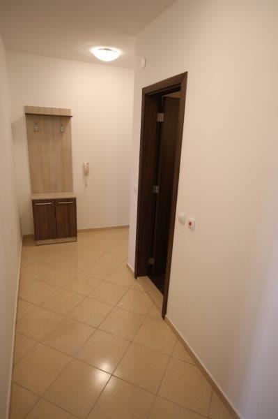 Апартамент с една спалня в затворен комплекс с басейн за нощувки Апартамент с една спалня в затворен комплекс с басейн за нощувки