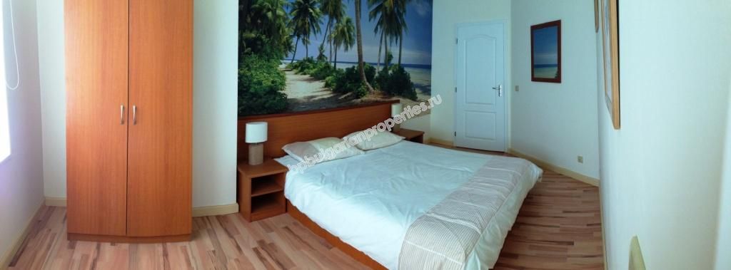 Луксозен мебелиран двуспален апартамент за продажба в курорта Златни Пясъци