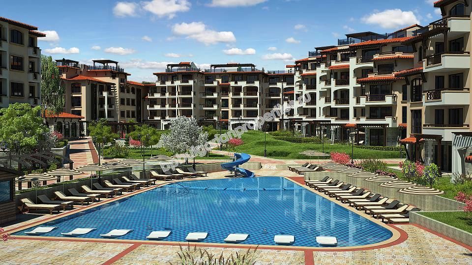 Луксозен двустаен апартамент на първа линия море за продажба в курорта Лозенец