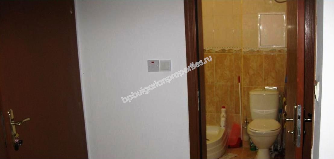 Луксозен апартамент на първа линия море за продаване в курорта Свети Влас