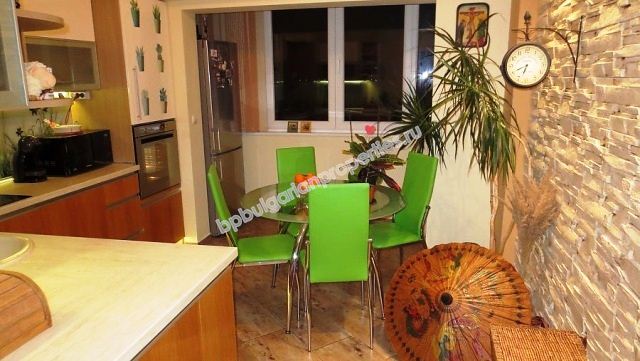 Многостаен дизайнерски апартамент в к-с 