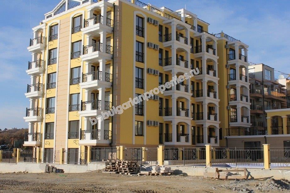 Жилищни имоти близо до морето в Свети Влас