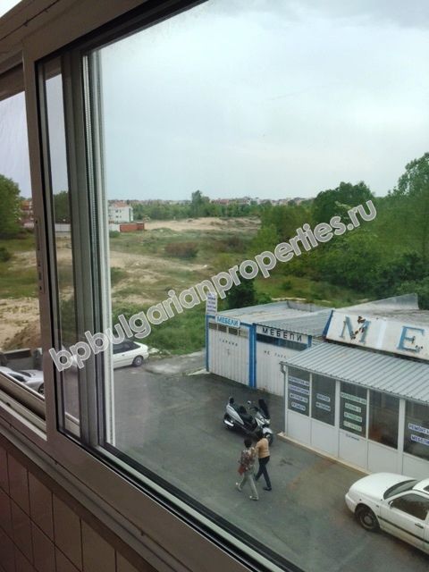 Триспален мебелиран апартамент за продажба в град Несебър