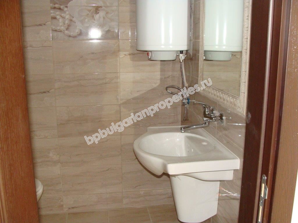 Имот в Созопол. Студио в затворен комплекс близо до плажа