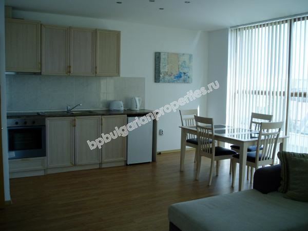 Изгодни тристайни апартаменти за продажба в Свети Влас