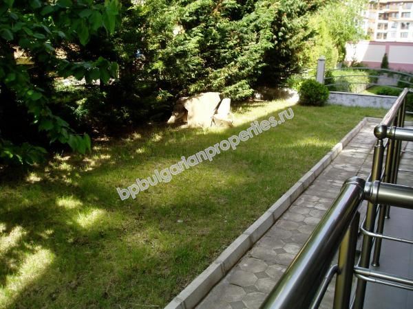 Изгодни тристайни апартаменти за продажба в Свети Влас