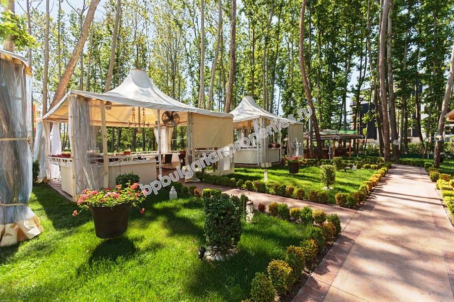 Луксозни апартаменти за продажба в нов елитен комплекс в курорта Слънчев Бряг