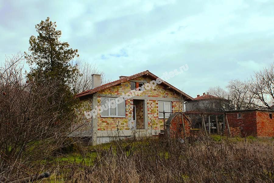 Нова едноетажна къща за продажба в село близо до морето и град Бургас