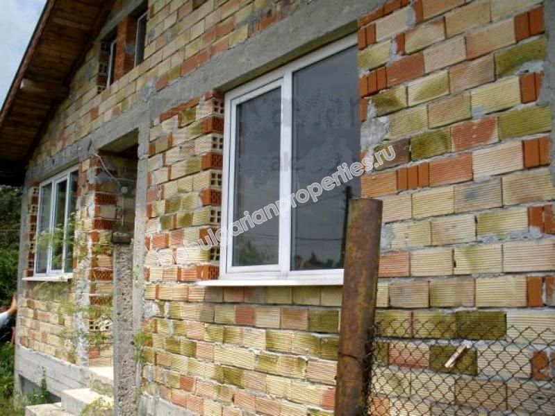 Нова едноетажна къща за продажба в село близо до морето и град Бургас