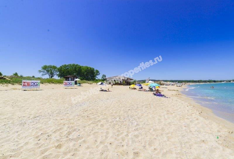 Луксозни апартаменти на първа линия море за продажба в град Созопол