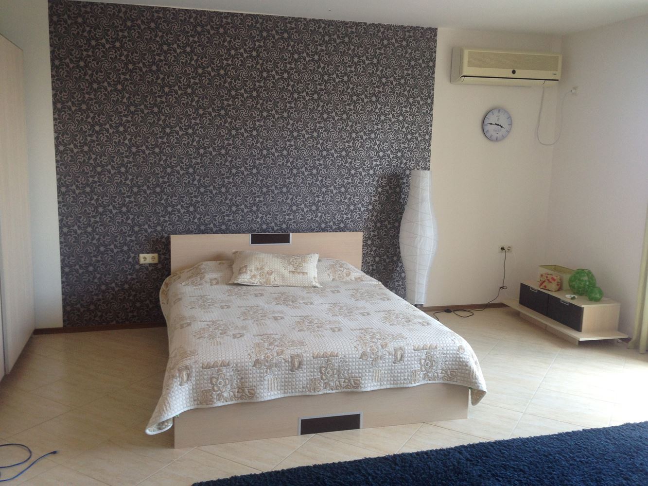 Луксозно студио с панорамна гледка море на първа линия