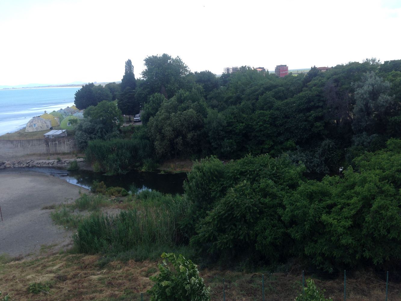 Луксозно студио с панорамна гледка море на първа линия