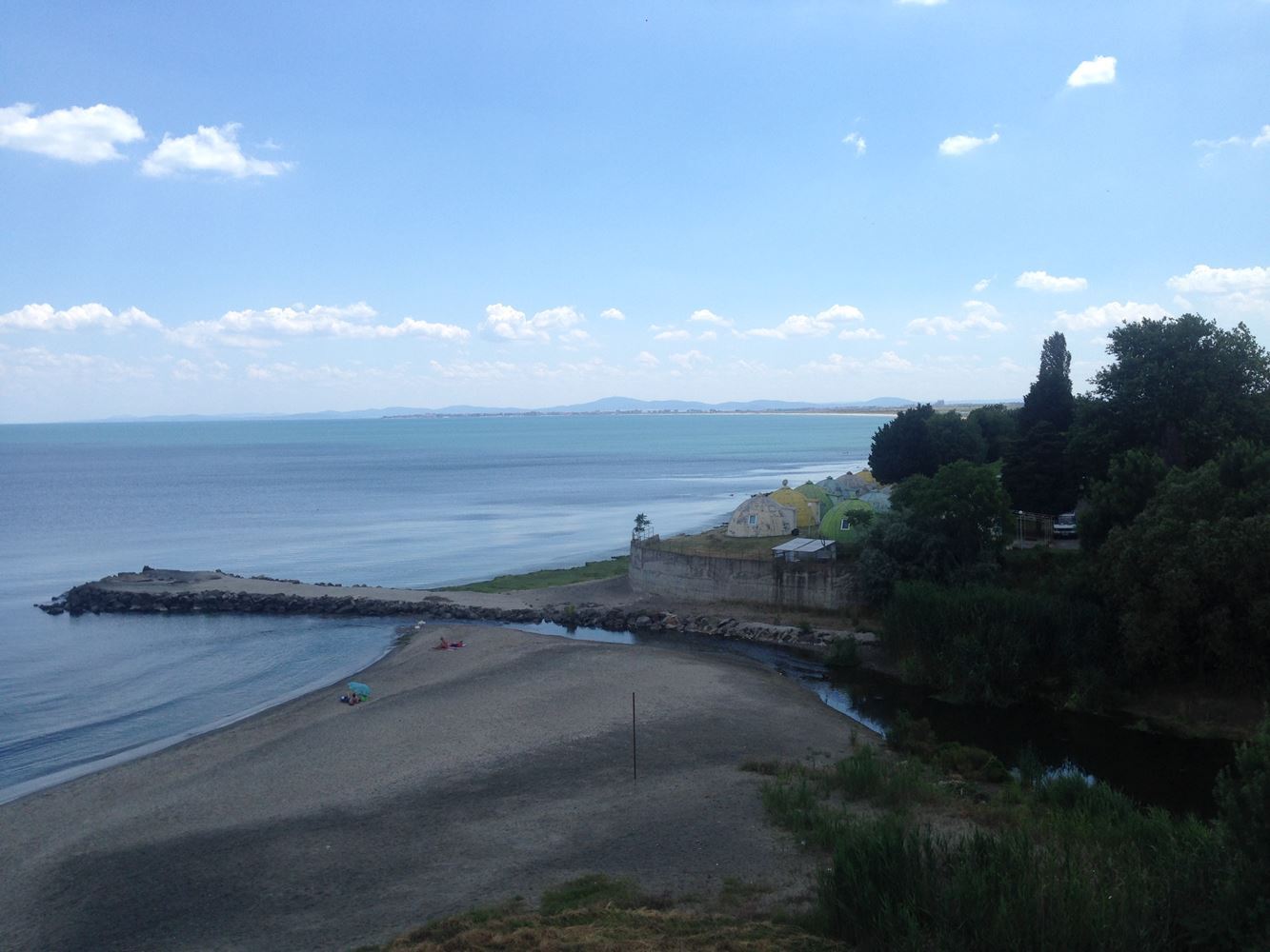 Луксозно студио с панорамна гледка море на първа линия