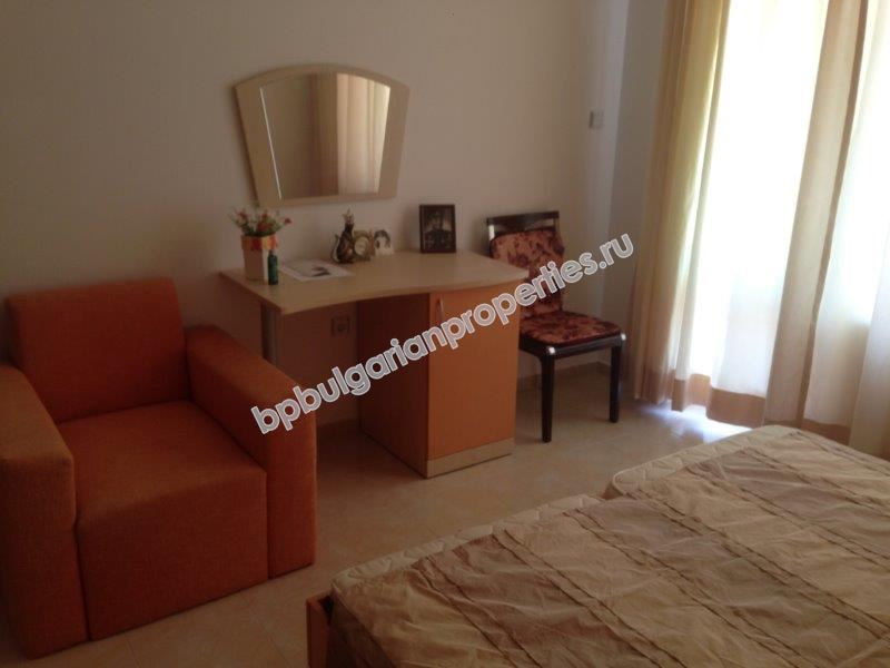 Тристаен апартамент в Слънчев Бряг на изгодна цена
