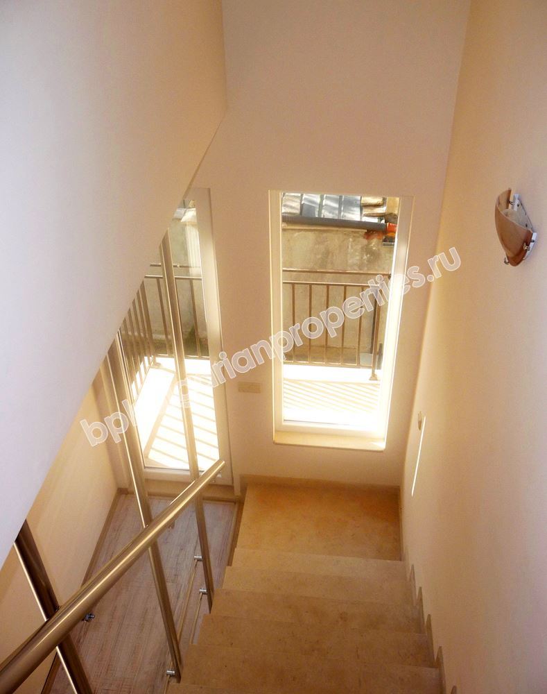 Еднофамилни таунхауси на промоционалн цена в град Черноморец