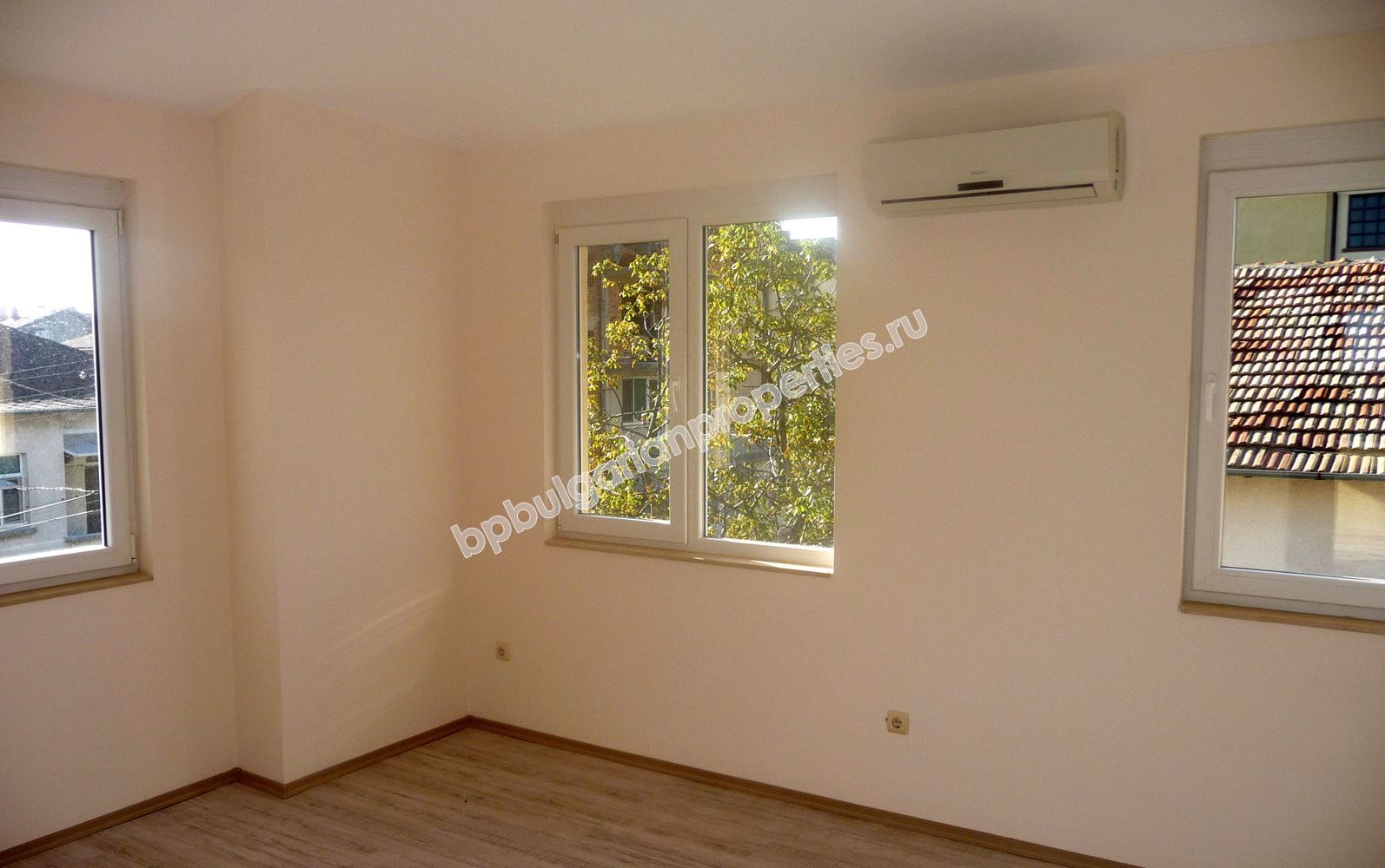 Еднофамилни таунхауси на промоционалн цена в град Черноморец