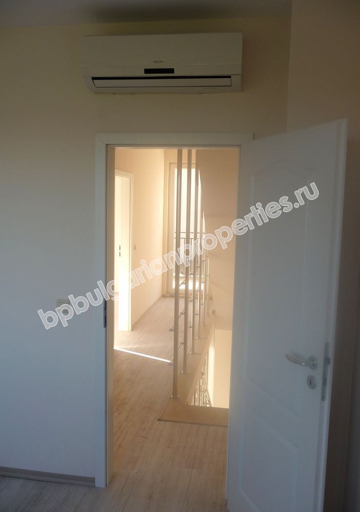 Еднофамилни таунхауси на промоционалн цена в град Черноморец