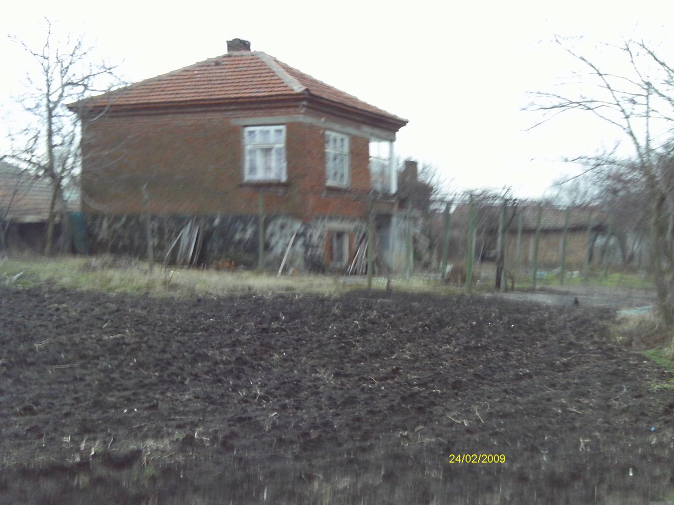 Къща за продажба в село близо до Бургас и морето