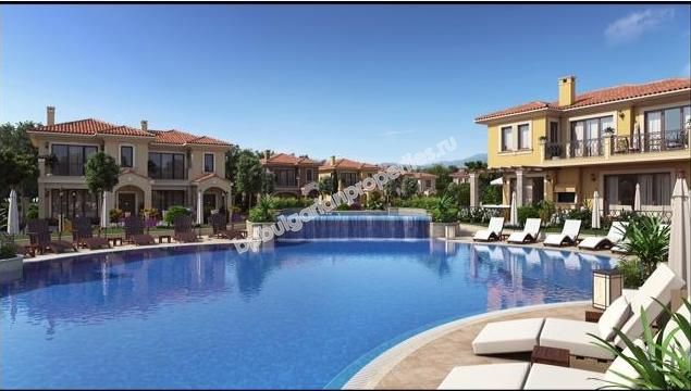 Луксозни къщи близо до морето за продажба в нов комплекс край град Поморие