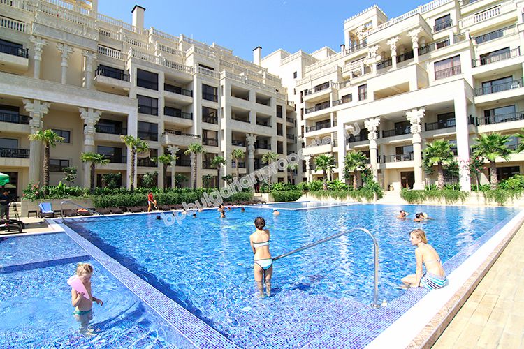 Луксозни апартаменти с изглед море в нов комплекс в курорта Златни пясъци