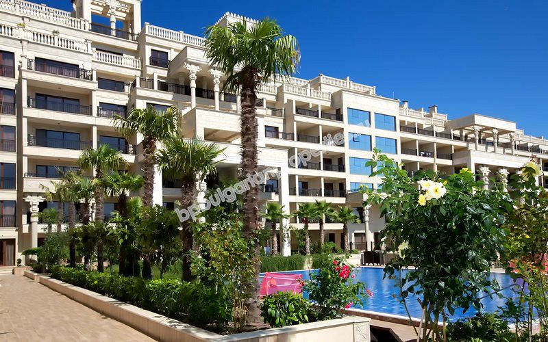 Луксозни апартаменти с изглед море в нов комплекс в курорта Златни пясъци