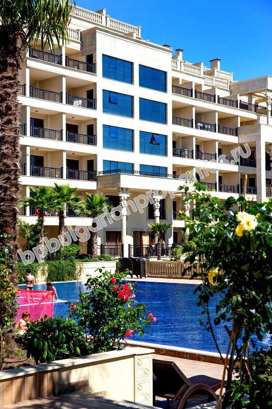 Луксозни апартаменти с изглед море в нов комплекс в курорта Златни пясъци