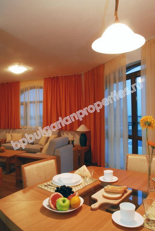 Луксозни вили за продажба в нов комплекс близо до морето