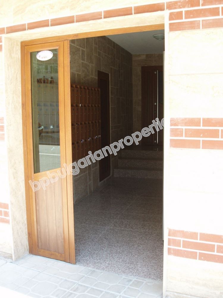 Жилищни имоти в Поморие. Нова сграда в Стария град