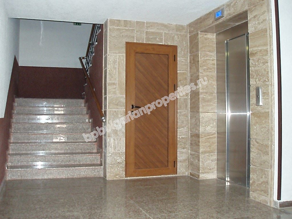 Жилищни имоти в Поморие. Нова сграда в Стария град