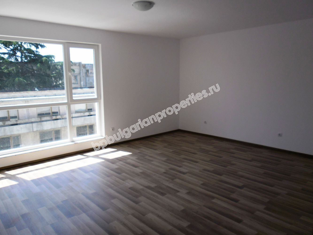 Имоти в Приморско. Апартаменти на комуникативно място