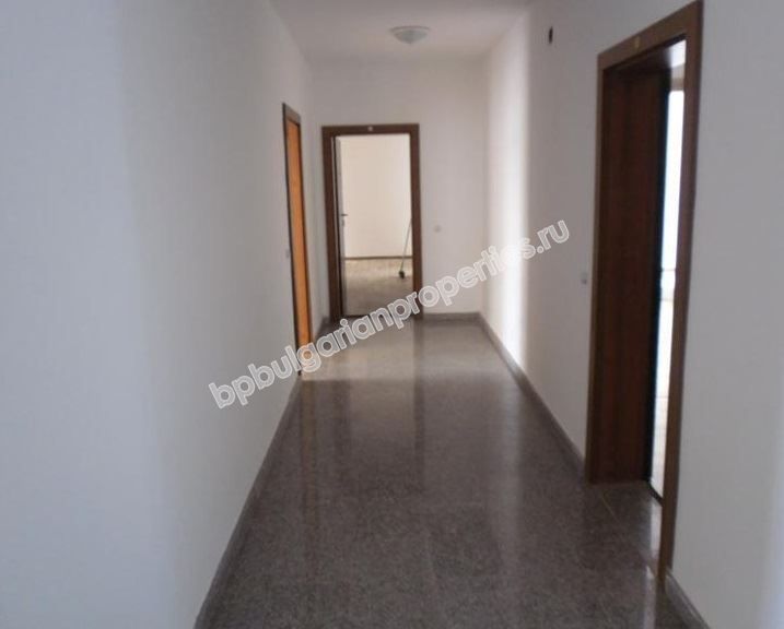 Имоти в Приморско. Апартаменти на комуникативно място