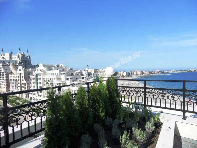 Лукс апартаменти на брега на морето в Поморие