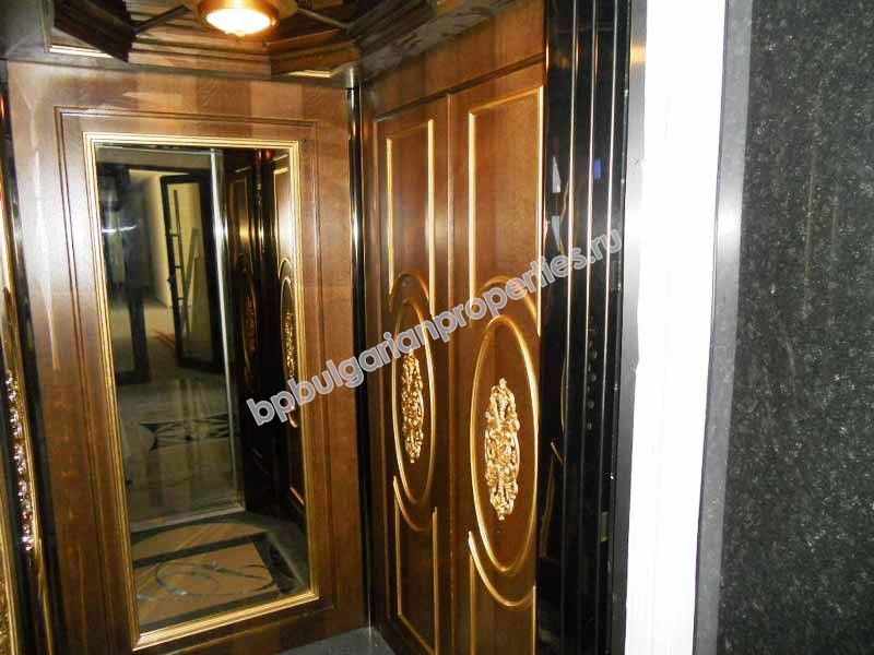 Лукс апартаменти на брега на морето в Поморие