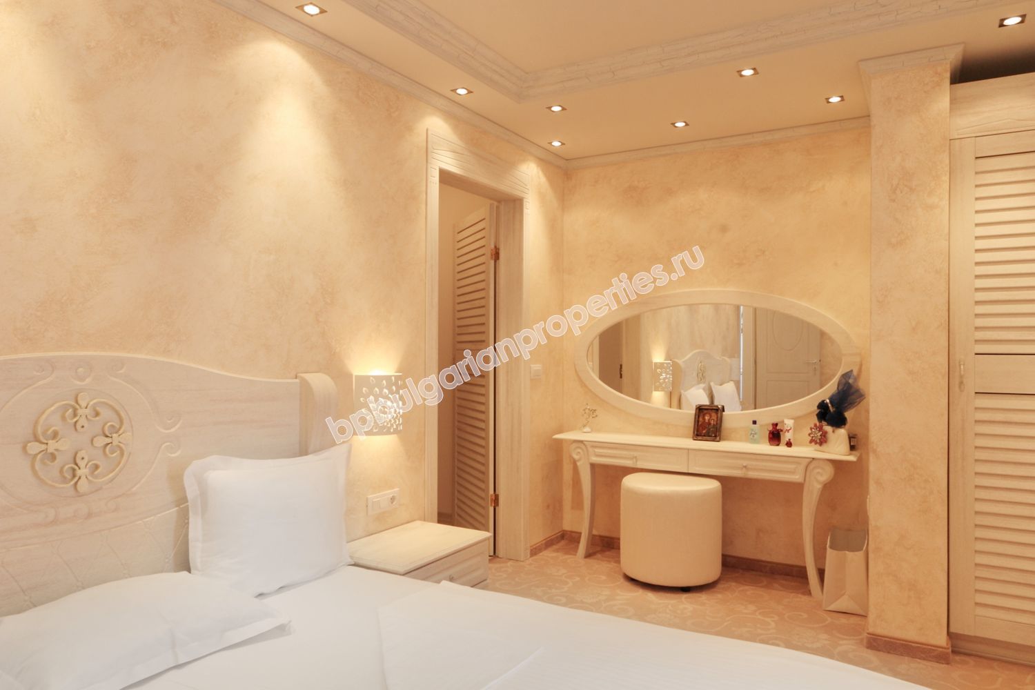 Лукс апартаменти на брега на морето в Поморие