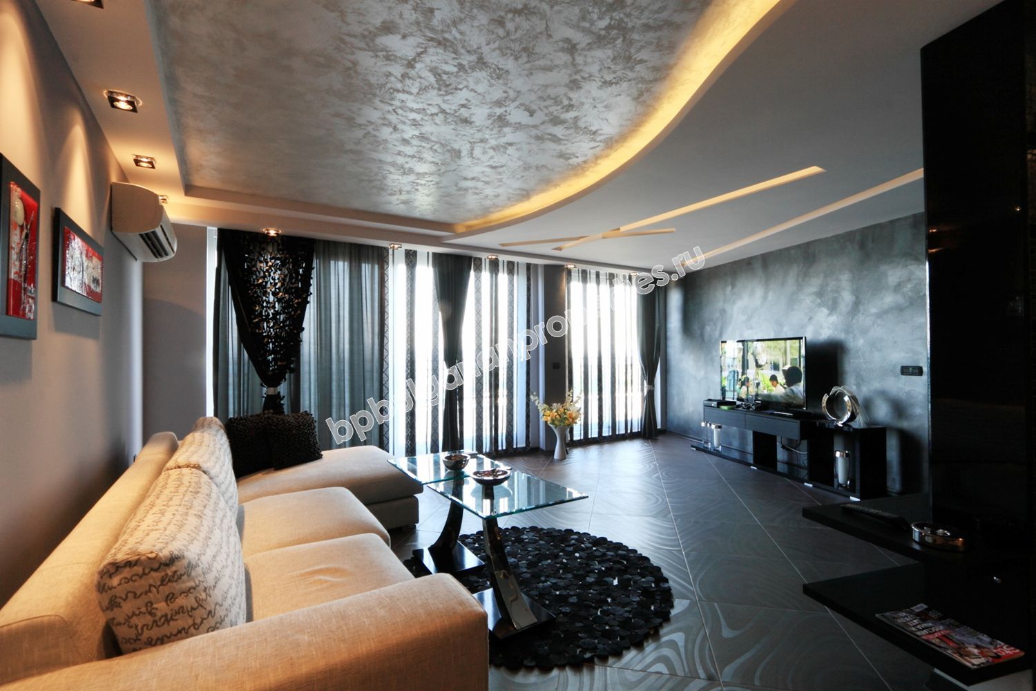 Лукс апартаменти на брега на морето в Поморие