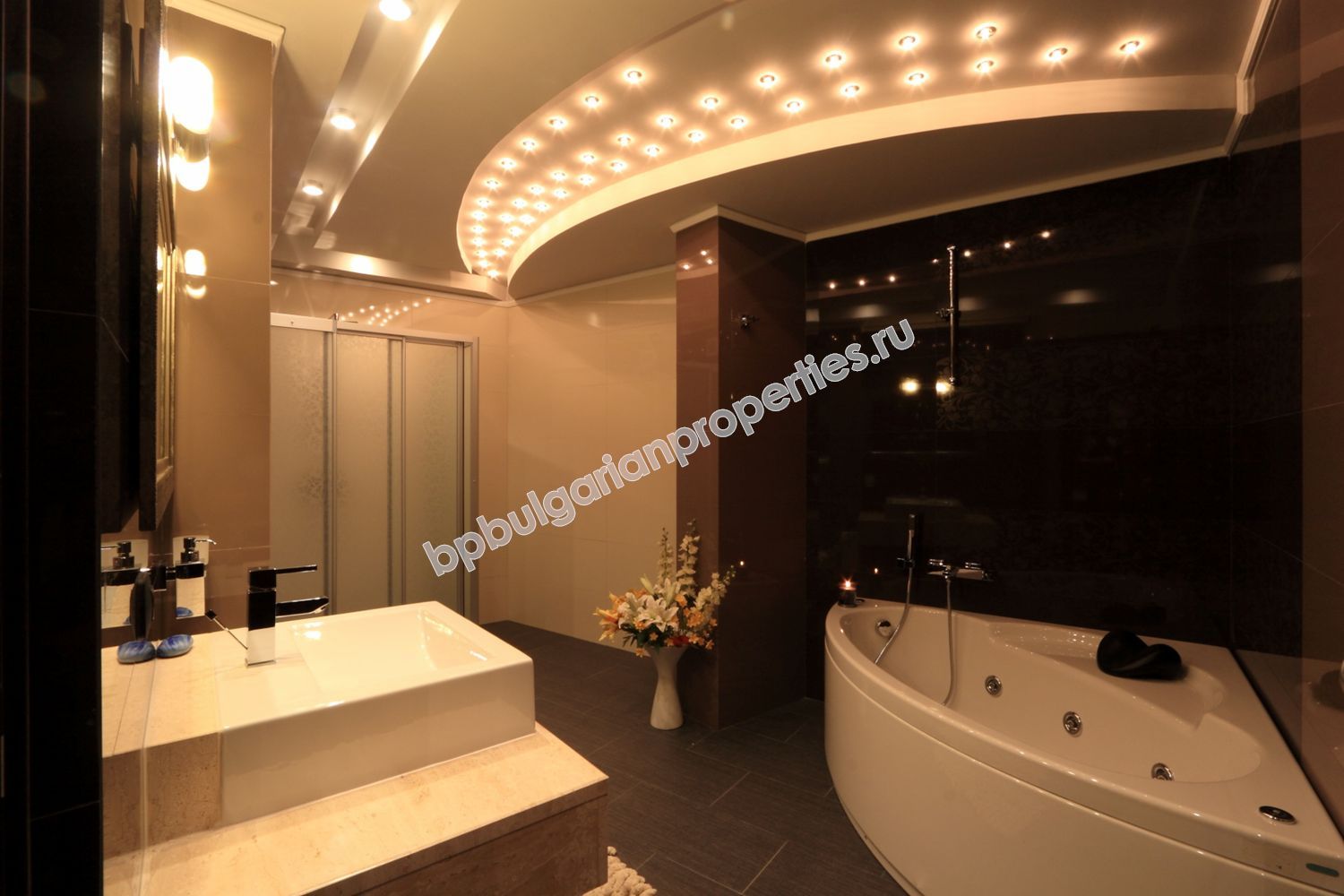 Лукс апартаменти на брега на морето в Поморие