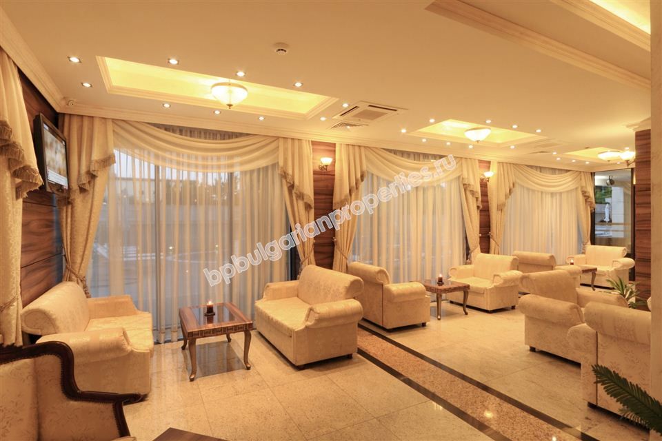 Лукс апартаменти на брега на морето в Поморие