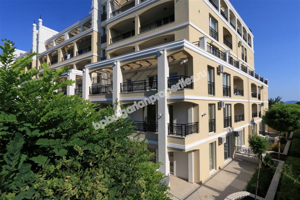 Лукс апартаменти на брега на морето в Поморие