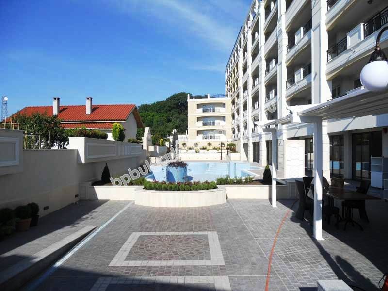 Лукс апартаменти на брега на морето в Поморие