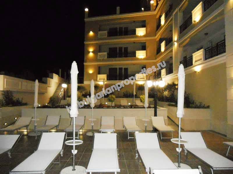 Лукс апартаменти на брега на морето в Поморие