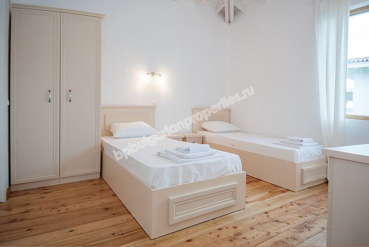 Луксозни вили с изглед море за продажба в курорта Лозенец