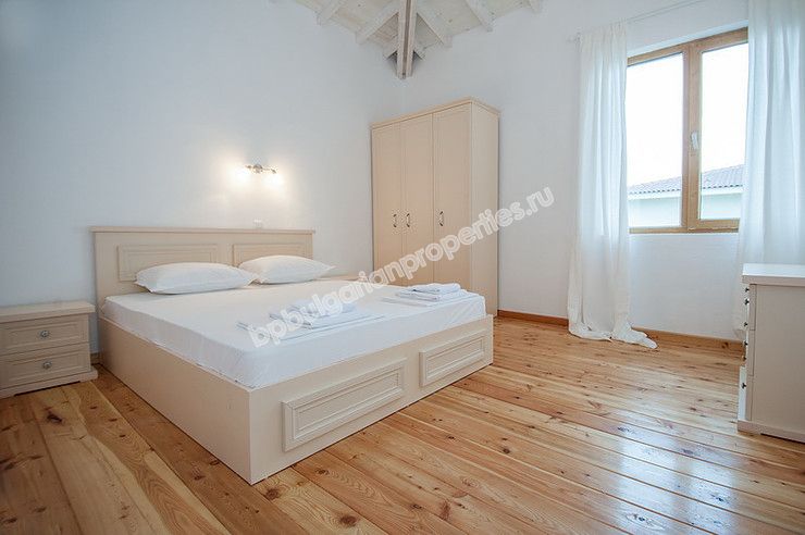 Луксозни вили с изглед море за продажба в курорта Лозенец