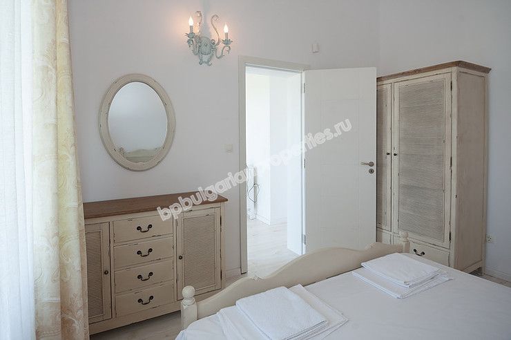 Луксозни вили с изглед море за продажба в курорта Лозенец