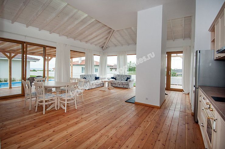 Луксозни вили с изглед море за продажба в курорта Лозенец