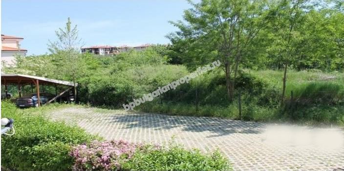 Луксозен двустаен мебелиран апартамент за продажба на първа линия море в град Созопол