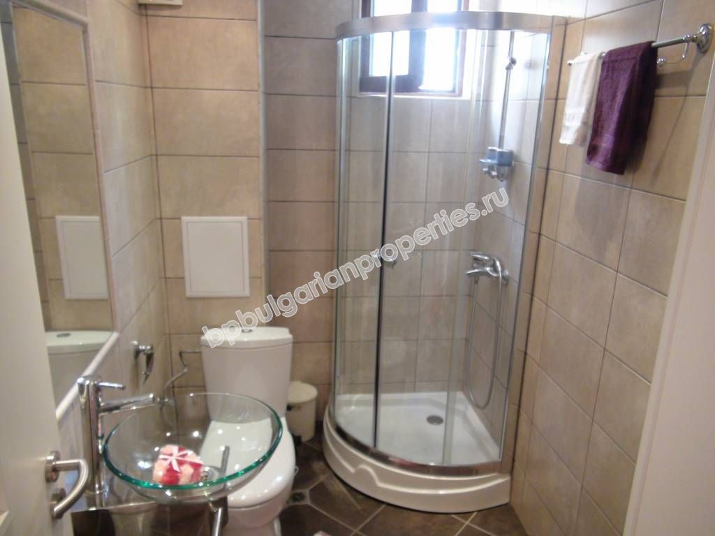 Мебелиран луксозен двуспален апартамент за продажба в близост до центъра на Слънчев бряг